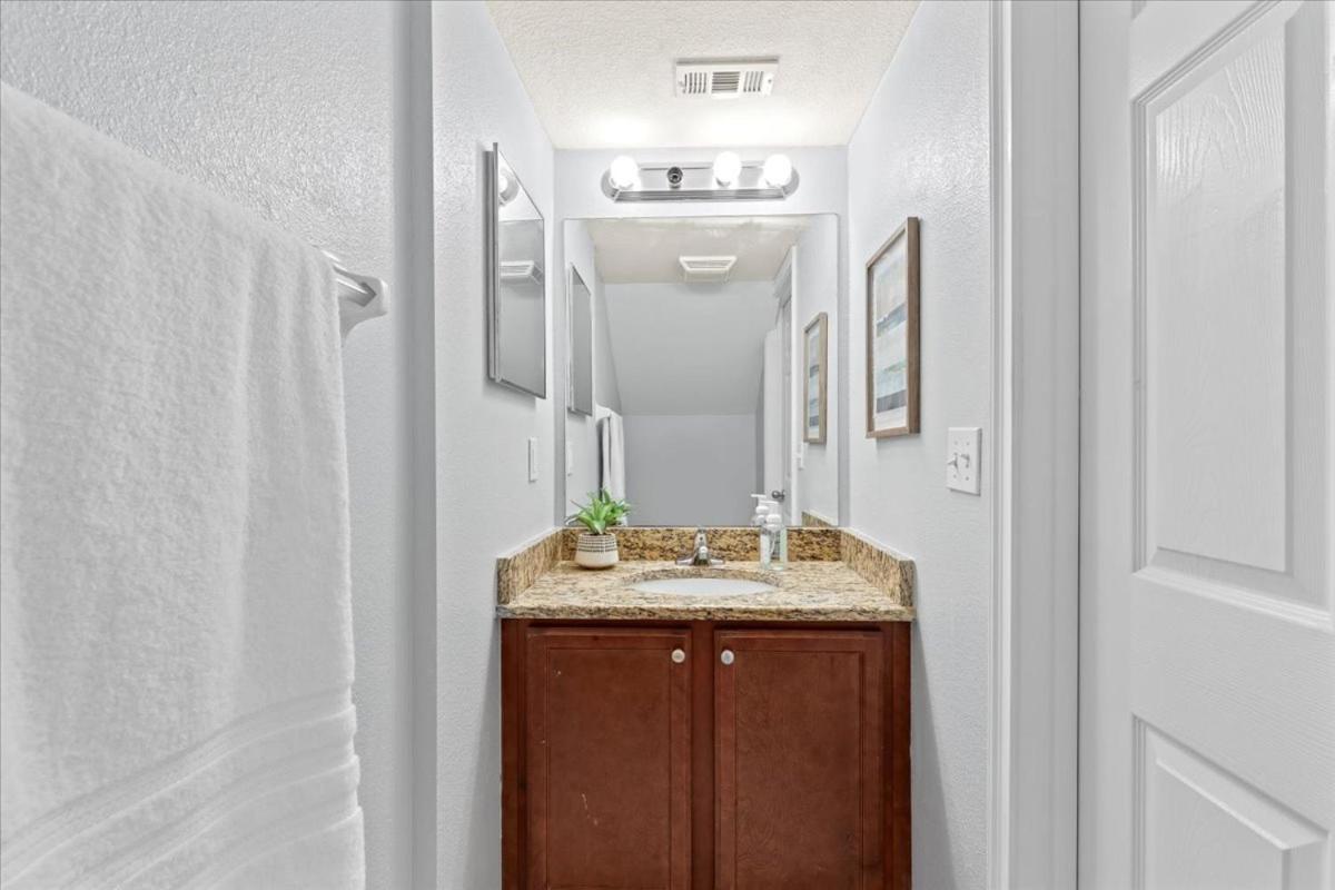 فيلا King Bed Cozy Townhouse 10 Min From Uf غينزفيل، فلوريدا المظهر الخارجي الصورة